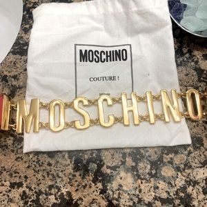 Moschino belt